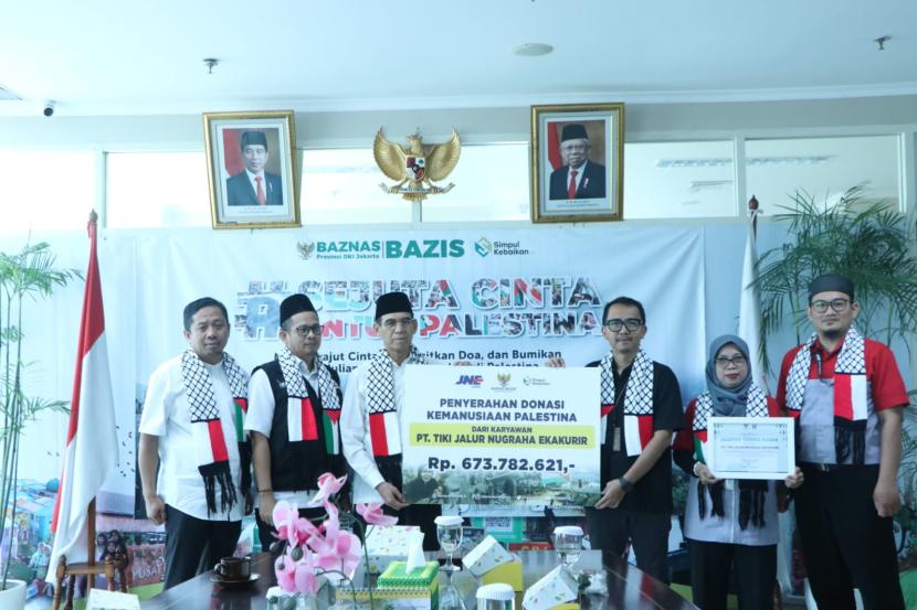Baznas (Bazis) Provinsi DKI Jakarta menerima donasi Bantuan Kemanusiaan untuk Palestina sebesar Rp 673.782.621 juta dari JNE.
