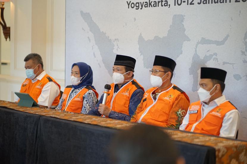 Baznas Tanggap Bencana (BTB) se-Indonesia menyelenggarakan Rapat Kerja Nasional (Rakernas) dalam rangka melakukan konsolidasi peran zakat dalam penanggulangan bencana nasional.