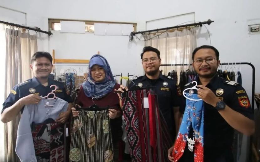 Bea Cukai Bandung dorong ekspor produk UMKM.