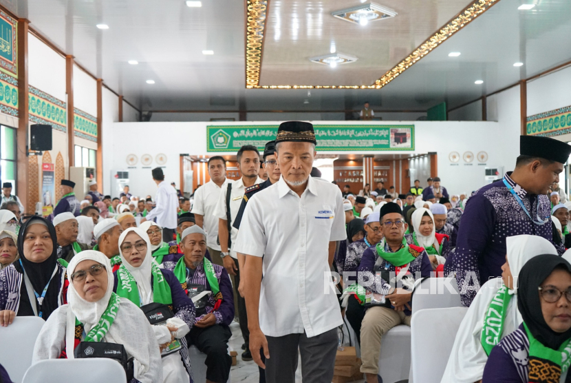 Bea Cukai bergerak di berbagai embarkasi demi menjamin kenyamanan dan kelancaran keberangkatan jamaah haji ke Tanah Suci.