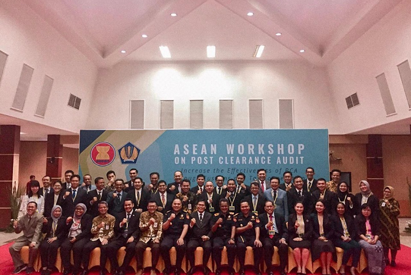 Bea Cukai bersama Pusat Pendidikan dan Pelatihan Bea dan Cukai menyelenggarakan ASEAN Workshop on Post Clearance Audit dengan tema 