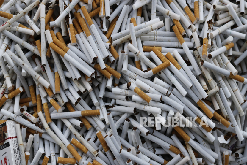 Bea Cukai Denpasar Serahkan Barang Bukti Kasus Rokok Ilegal ke Kejaksaan Negeri Jembrana