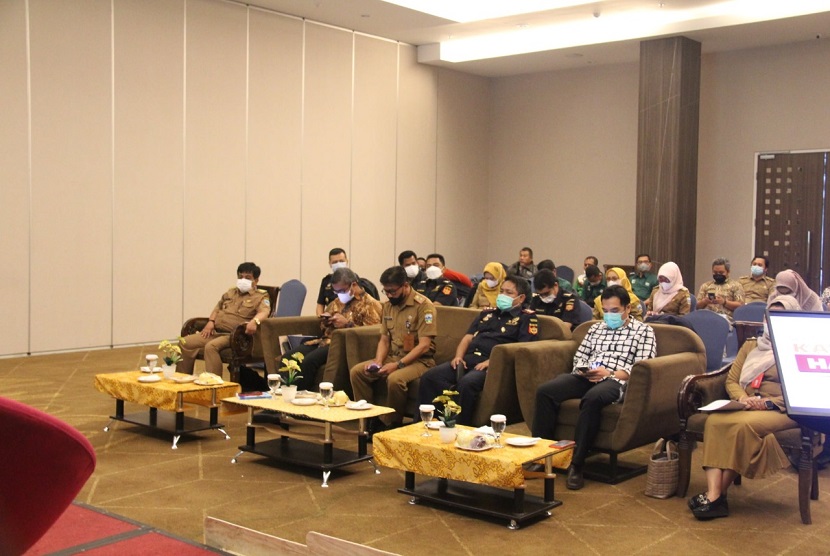 Bea Cukai di wilayah Tasikmalaya serta wilayah Malang bersama dengan Pemerintah Daerah setempat lakukan pembahasan serta diskusi terkait rencana pembentukan Kawasan Industri Hasil Tembakau (KIHT).