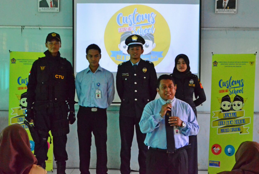 Bea Cukai gelar Customs Goes to School di SMAN 7 Tangerang Selatan.