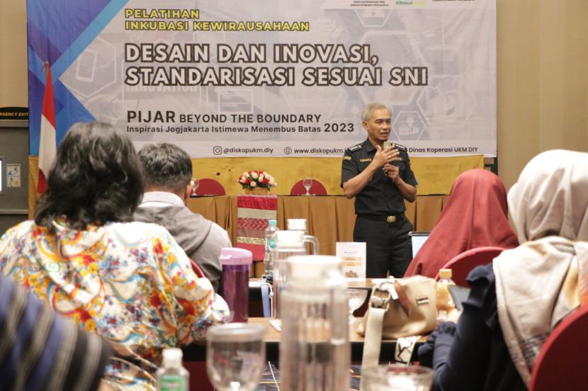 Bea Cukai ikut terlibat dalam kegiatan inkubator bisnis kewirausahaan inspirasi Yogyakarta istimewa menembus batas (PIJAR Beyond The Boundary) pada 27 November 2023. 