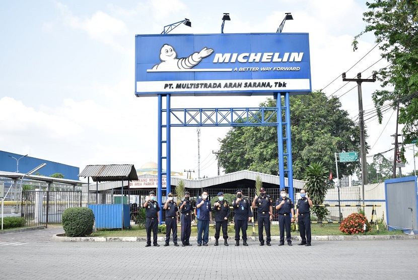 Bea Cukai kembali mengadakan kegiatan customs visit customers (CVC) sebagai langkah nyata dalam pelaksanaan fungsinya dalam memberikan asistensi kepada industri dalam negeri. Bea Cukai Cikarang mengadakan kunjungan ke tempat penimbunan sementara (TPS) Cikarang Dryport dan PT Multistrada Arah Sarana Tbk. 