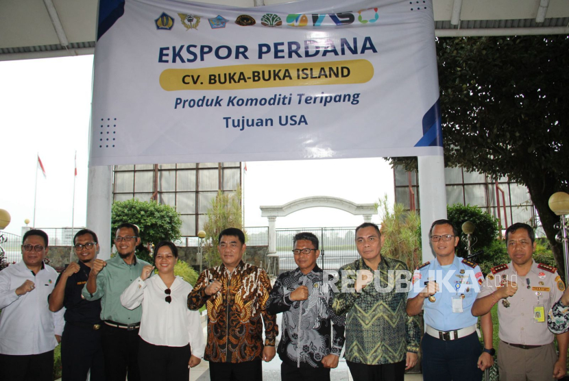 Bea Cukai Dukung Ekspor Perdana Teripang Susu Putih Sulawesi Utara ke Amerika Serikat