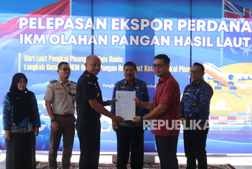 Bea Cukai Pangkalpinang mengawal pelepasan ekspor 52 kilogram produk olahan pangan laut khas Bangka Belitung yang diproduksi oleh IKM Duo Ayu Sehati ke Sydney, Australia.