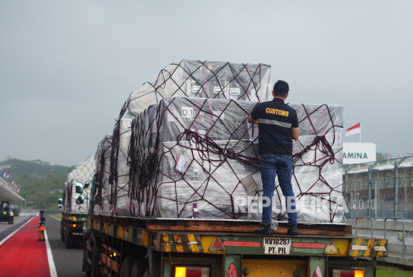 Bea Cukai sebagai trade facilitator berperan penting dalam pelayanan logistik internasional dan penyediaan berbagai fasilitas kepabeanan.