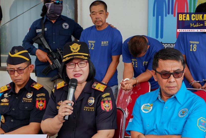 Bea Cukai Sumut bersama BNNP Sumut merilis penangkapan penyelundupan sabu seberat enam kilogram.