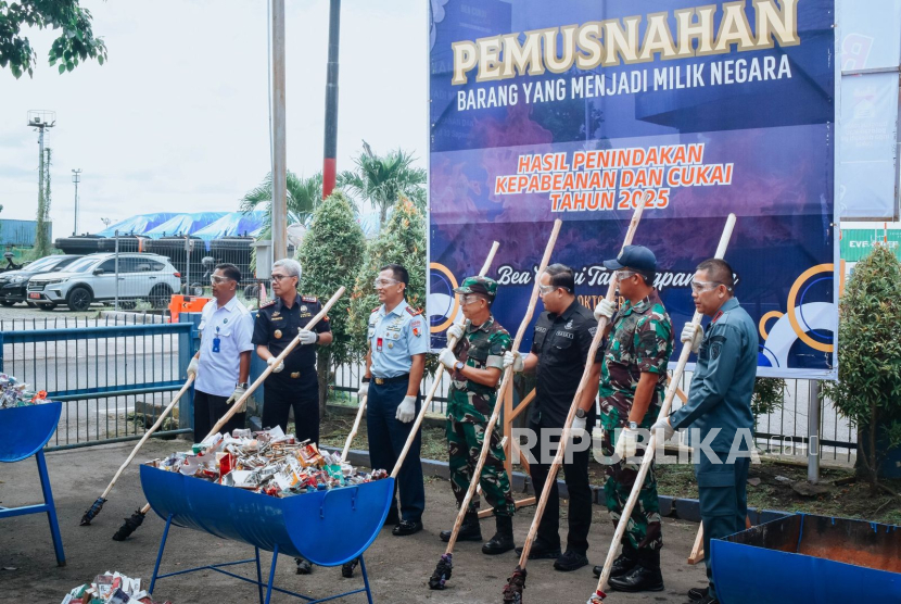 Bea Cukai Tanjungpandan Musnahkan Barang Hasil Penindakan Senilai Rp 80 Juta