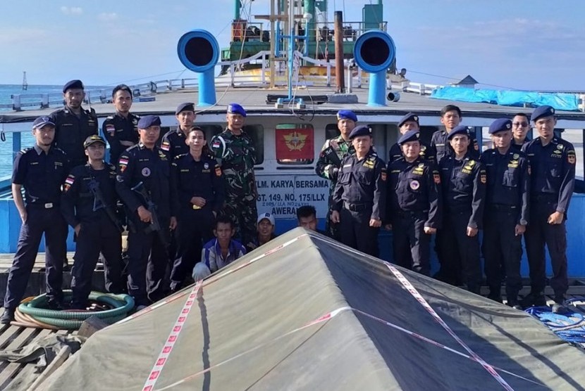 Bea Cukai telah menggagalkan upaya penyelundupan pakaian bekas ke Indonesia yang diduga berasal dari Timor Leste di perairan Tanjung Tuakau dan Laut Alor, Nusa Tenggara Timur.