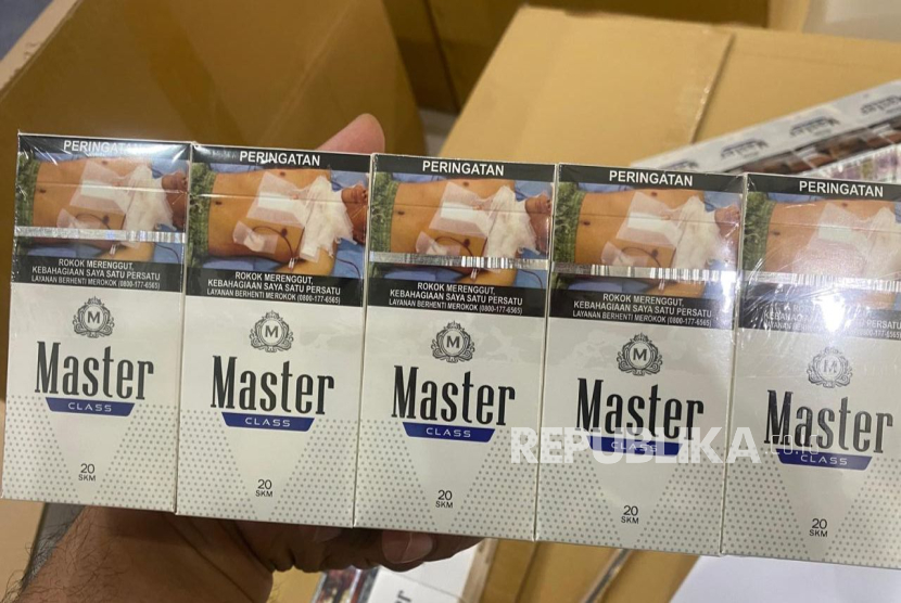Bea Cukai Teluk Nibung menggagalkan upaya peredaran 720.000 batang rokok ilegal pada Selasa (6/5/2025) di Rantau Prapat, Sumatra Utara. 