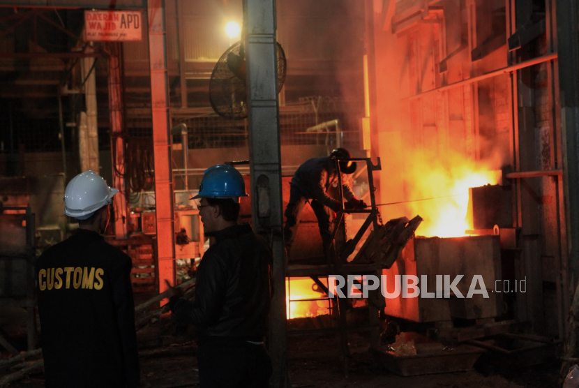 Bea Cukai turut dalam pemusnahan barang bukti ratusan tindak pidana umum di Kejari Badung.
