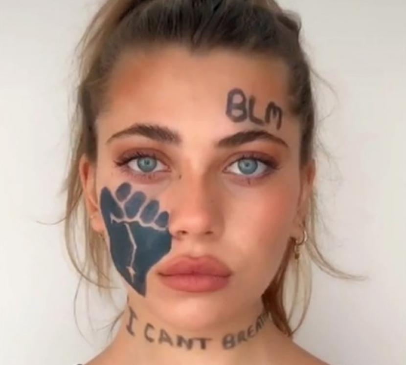 Beauty influencer lain, Ashley Richter, menghapus unggahannya di Instagram setelah fotonya dengan riasan gambar kepalan tangan hitam di sebelah kanan, dengan sejumlah tulisan diprotes warganet. 