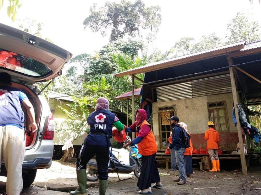 Beberapa hari yang lalu tepatnya Selasa, 14 Juli 2020 bencana banjir lumpur melanda masyarakat Masamba, Kabupaten Luwu Utara, Provinsi Sulawesi Selatan yang mengakibatkan kurang lebih 2000 kepala keluarga, 450 rumah tertimbun lumpur, 40 korban hilang, dan 13 orang meninggal.