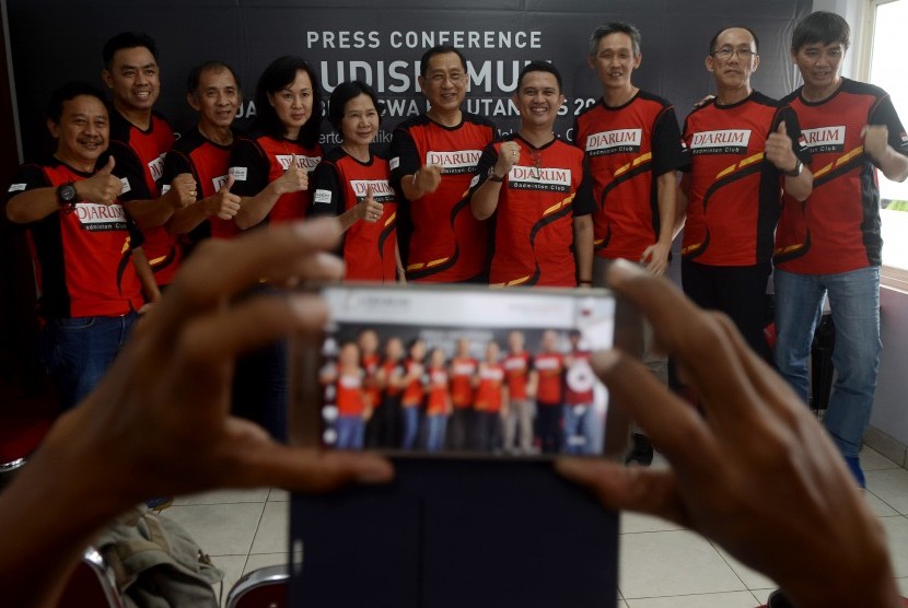 Beberapa legenda bulu tangkis Indonesia yang turun lansung dalam Audisi Umum Djarum Beasiswa Bulutangkis 2016