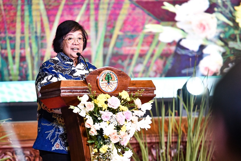 Menteri Lingkungan Hidup dan Kehutanan (LHK) Siti Nurbaya memimpin Rapat Kerja Teknis dalam rangka operasional Peraturan Pemerintah Nomor 27 Tahun 2023 tentang Kewenangan Khusus OIKN