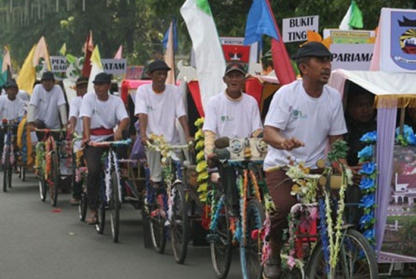 Becak hias. 