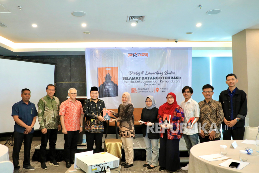 Bedah buku berjudul Selamat Datang Otokrasi: Pemilu, Kekuasaan, dan Kemunduran Demokrasi di Jakarta, Jumat (20/12/2024).