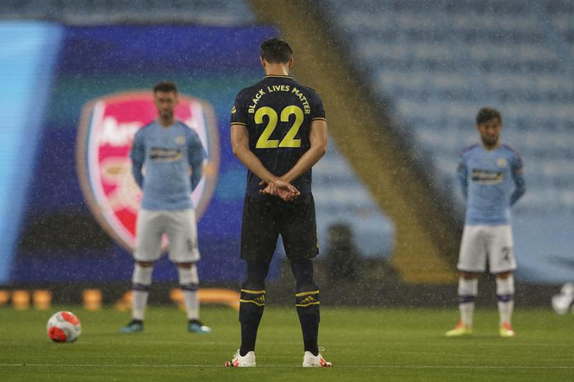 Bek Arsenal Pablo Mari ketika jelang melawan Manchester City pada lanjutan Liga Primer Inggris 2019/2020, Kamis (18/6).