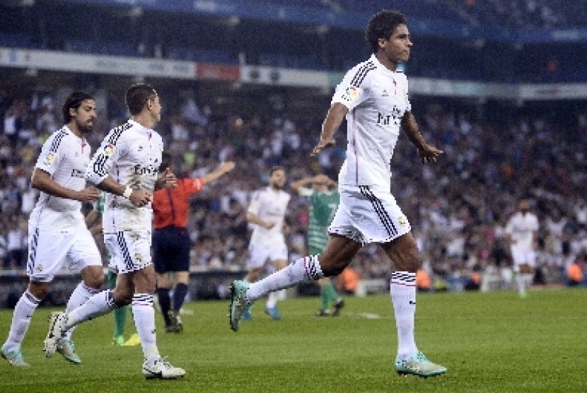 Bek Raphael Varane.