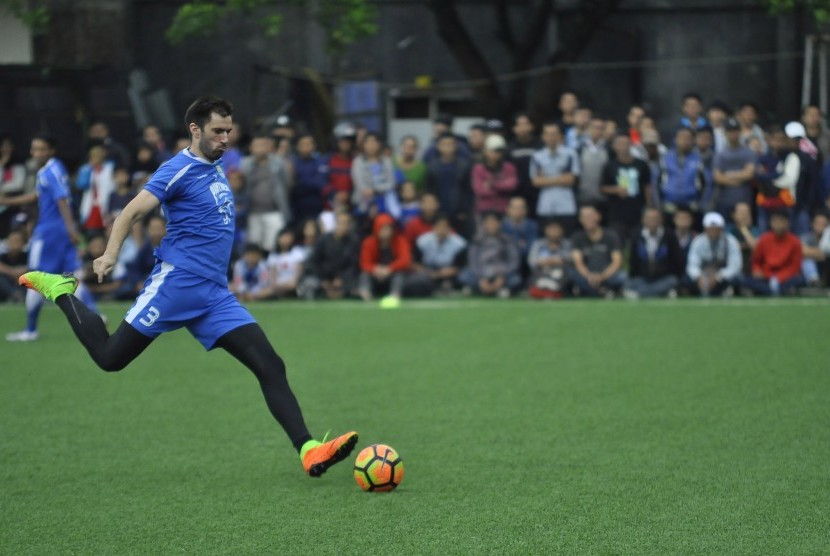 Bek tangguh Persib Bandung Vladimir Vujovic.