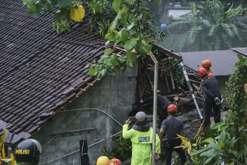 Bencana longsor di Kota Yogyakarta.