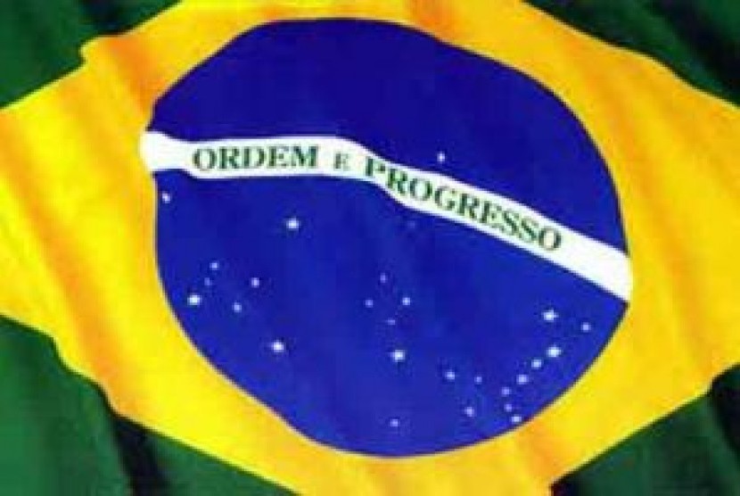 Bendera Brasil. Gubernur Rio menjadi pejabat pemerintah terbaru Brasil yang terinfeksi corona. Ilustrasi.