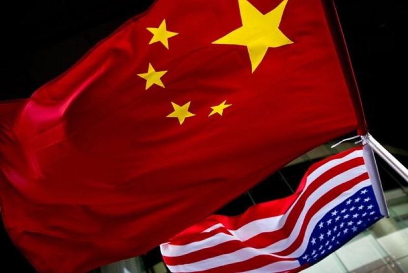 Bendera Cina dan AS