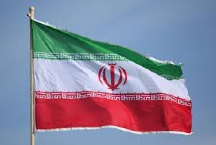 Ketua Yahudi Tehran Iran mengecam serangan Israel ke Gaza Palestina. Bendera Iran