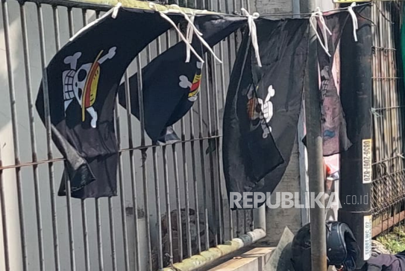 Bendera Jolly Roger atau One Piece Banyak Diburu Warga Cimahi dan KBB Jelang HUT RI ke-80.