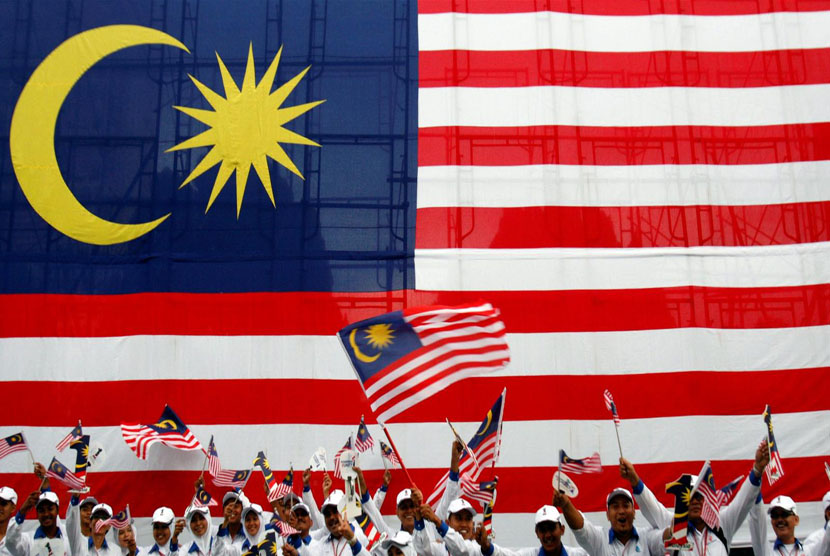 Bendera Malaysia (ilustrasi). Khitanan massal di Melaka Malaysia diikuti ratusan anak dari berbagai daerah 