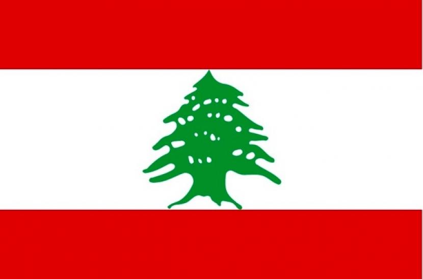 Israel beberapa kali melakukan serangan terhadap Lebanon. Bendera Lebanon