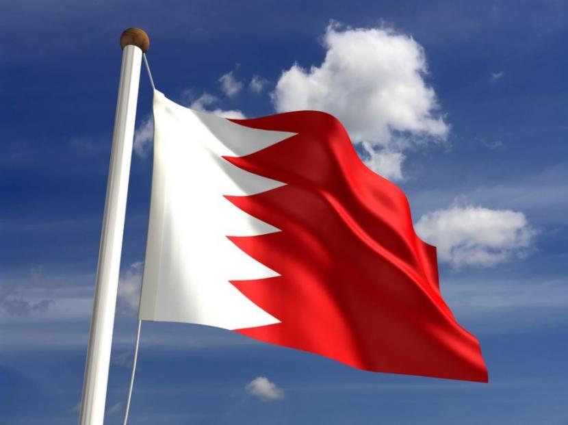 Bahrain Perpanjangan Pembatasan Sosial Covid-19. Bendera Bahrain.