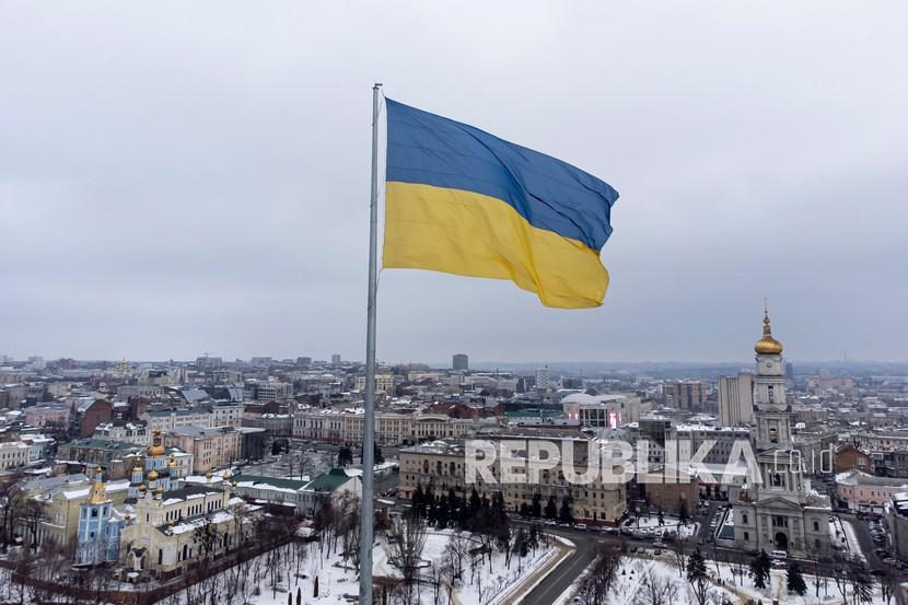 Bendera Ukraina. Sebanyak 5 negara Arab menyerukan warganya tinggalkan Ukraina