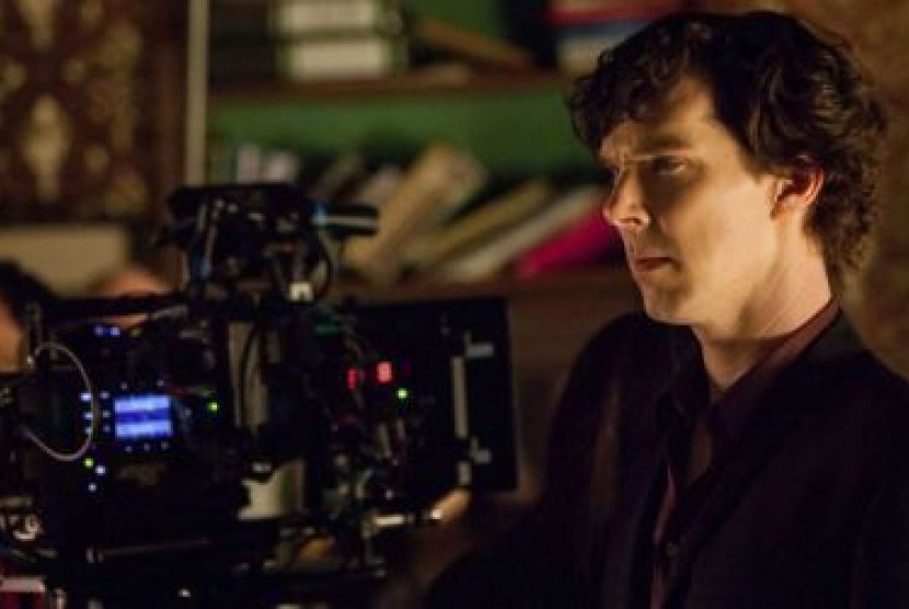 Benedict Cumberbatch akan kembali lewat serial Sherlock musim penayangan ketiga.