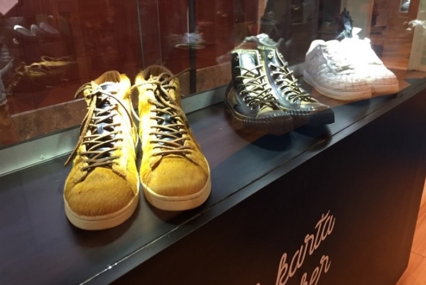 Berbagai sepatu di Jakarta Sneaker Day.