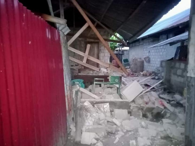 Badan Nasional Penanggulangan Bencana (BNPB) akan membangun kembali atau merekonstruksi sejumlah fasilitas umum dan fasilitas pelayanan publik di Kabupaten Kepulauan Tanimbar, Maluku, yang rusak akibat gempa, (ilustrasi).