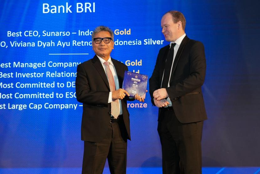 Berkat kinerja positif di sepanjang tahun lalu membuat BRI mendapatkan 11 penghargaan dari Finance Asia pada ajang The Finance Asia Awards and Asia’s Best Companies Poll Gala Dinner 2024 yang diselenggarakan pada Kamis (27/6/2024) di Hong Kong.