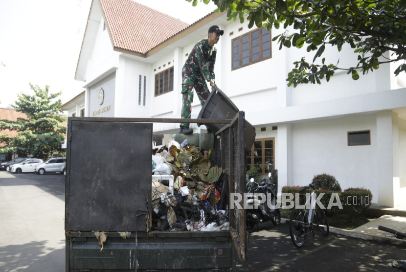 Berlokasi di Komplek Seskoad, Jalan Gatot Subroto, kawasan ini kini menjadi percontohan kawasan bebas sampah atau zero waste zone yang menerapkan sistem pengolahan sampah terpadu dan berkelanjutan.