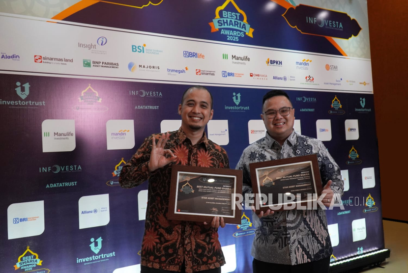 Best Sharia Award 2025 yang diselenggarakan Investortrust Indonesia beberapa waktu lalu
