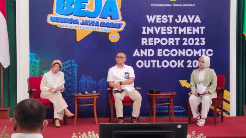 Bewara Jabar (Beja) yang mengangkat tema West Java Investment Report 2023 And Economic Outlook 2024  di Gedung Sate, Selasa (30/1/2024).