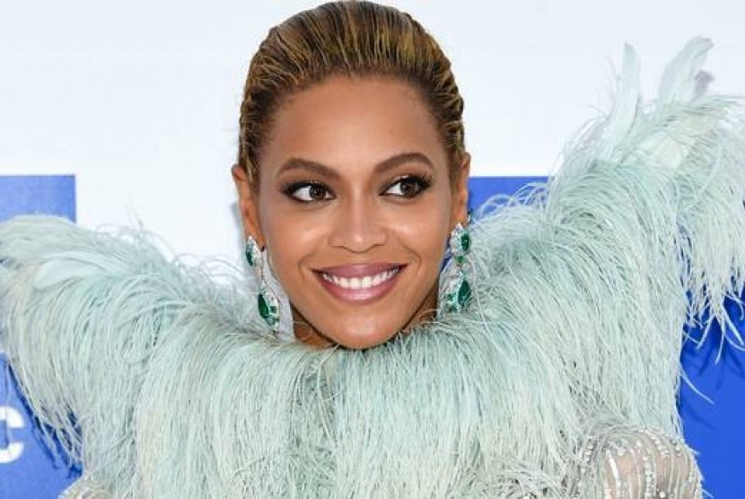 Beyonce mengejutkan penikmat musik dengan merilis lagu baru berjudul 