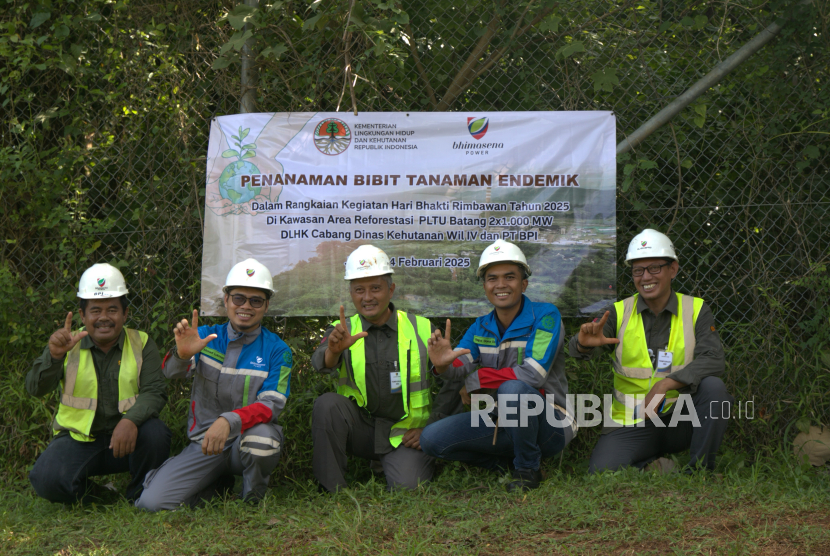 Bhimasena Lentera Lingkungan - BPI bekerjasama dengan CDK IV Pekalongan Menanam Pohon Langka di Area Reforestasi PLTU Batang