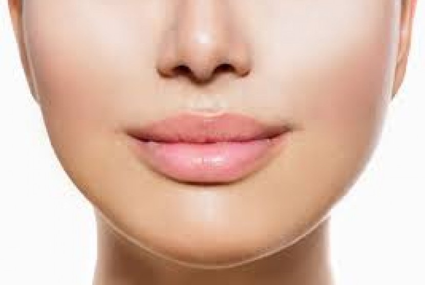 Penggunaan lip liner atau pensil bibir disebut bisa membuat tampilan bibir menjadi lebih seksi.