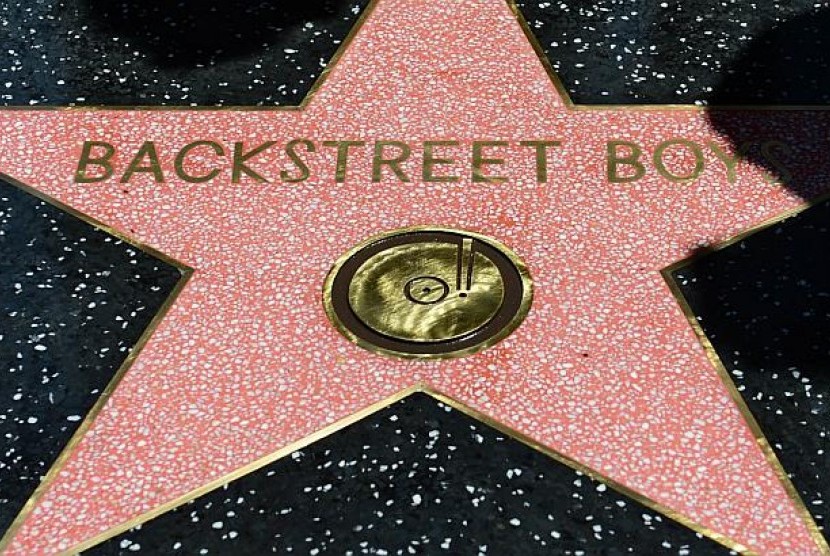 Bintang Hollywood Walk of Fame untuk Backstreet Boys, di Los Angeles, California
