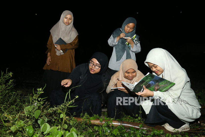 Santri Pesantren KHAS Amati Satwa Liar, Wujudkan Ekopesantren Berwawasan Lingkungan