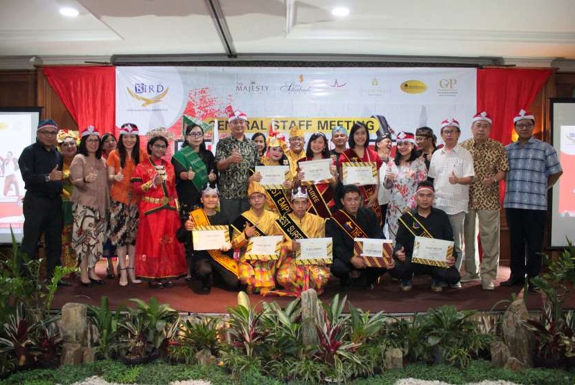  Bird Hotels & Residences Gelar General Staff Meeting