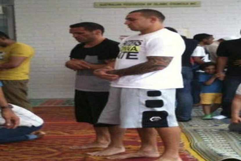 Blake Ferguson, mualaf